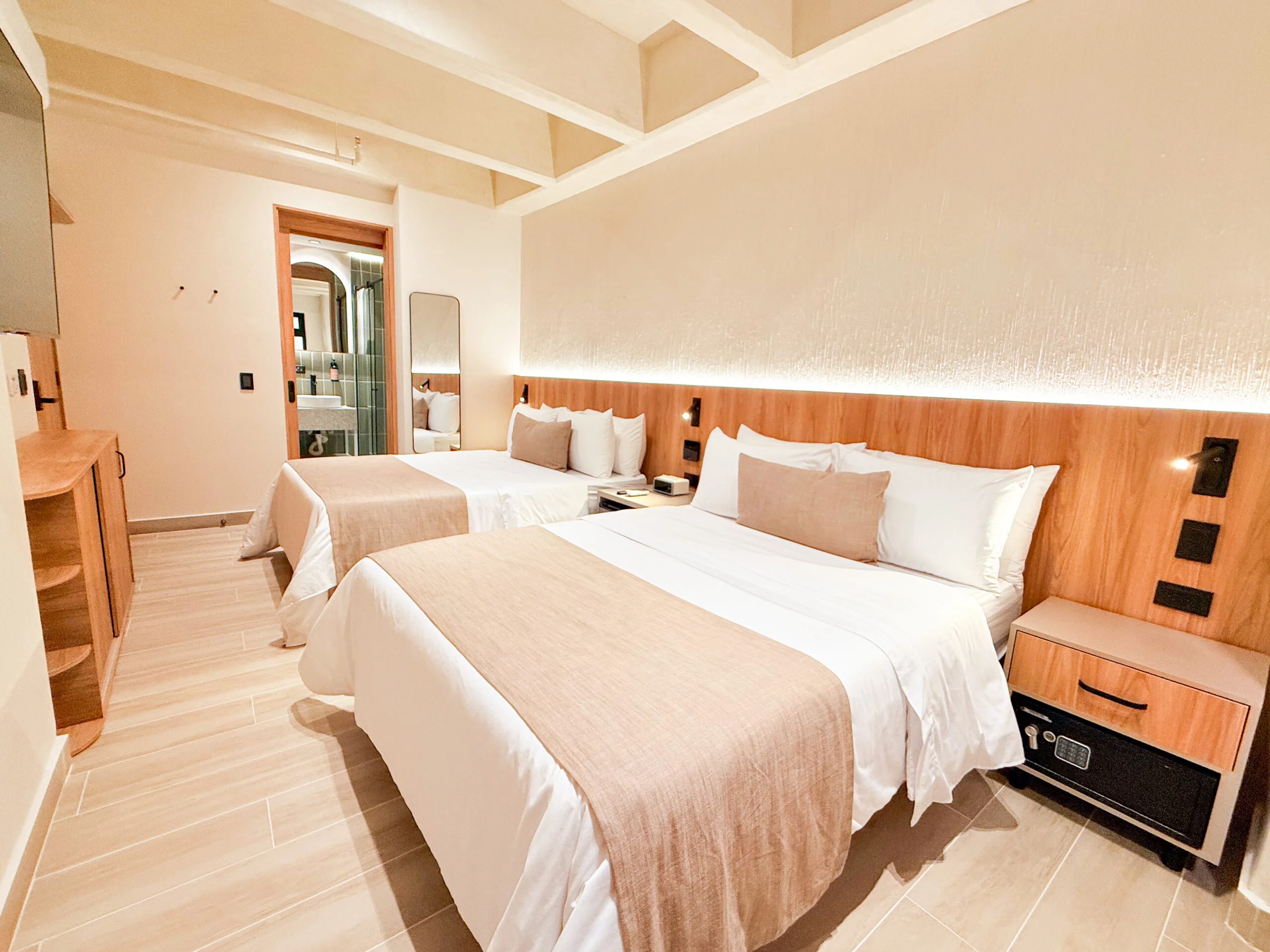 Habitación Hotel Tres Altares cerca de DAVIarena Sabaneta